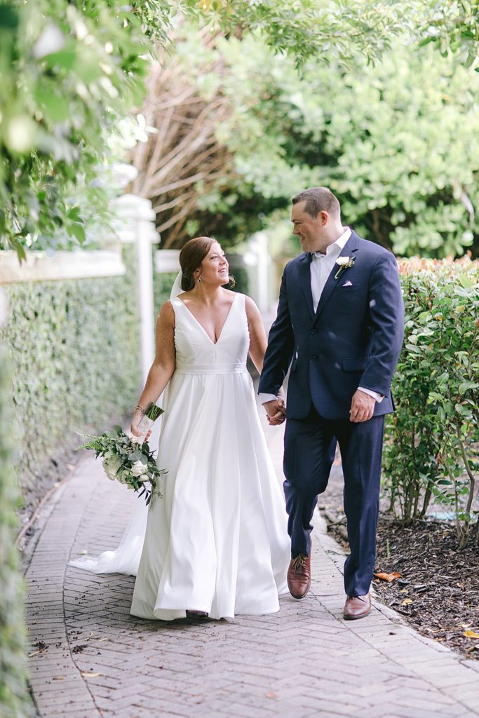 la playa Naples beach wedding set free photography