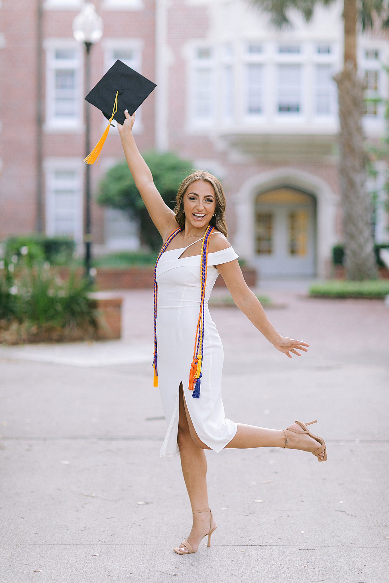 uf grad pics set free photography florida senior photos campus university
