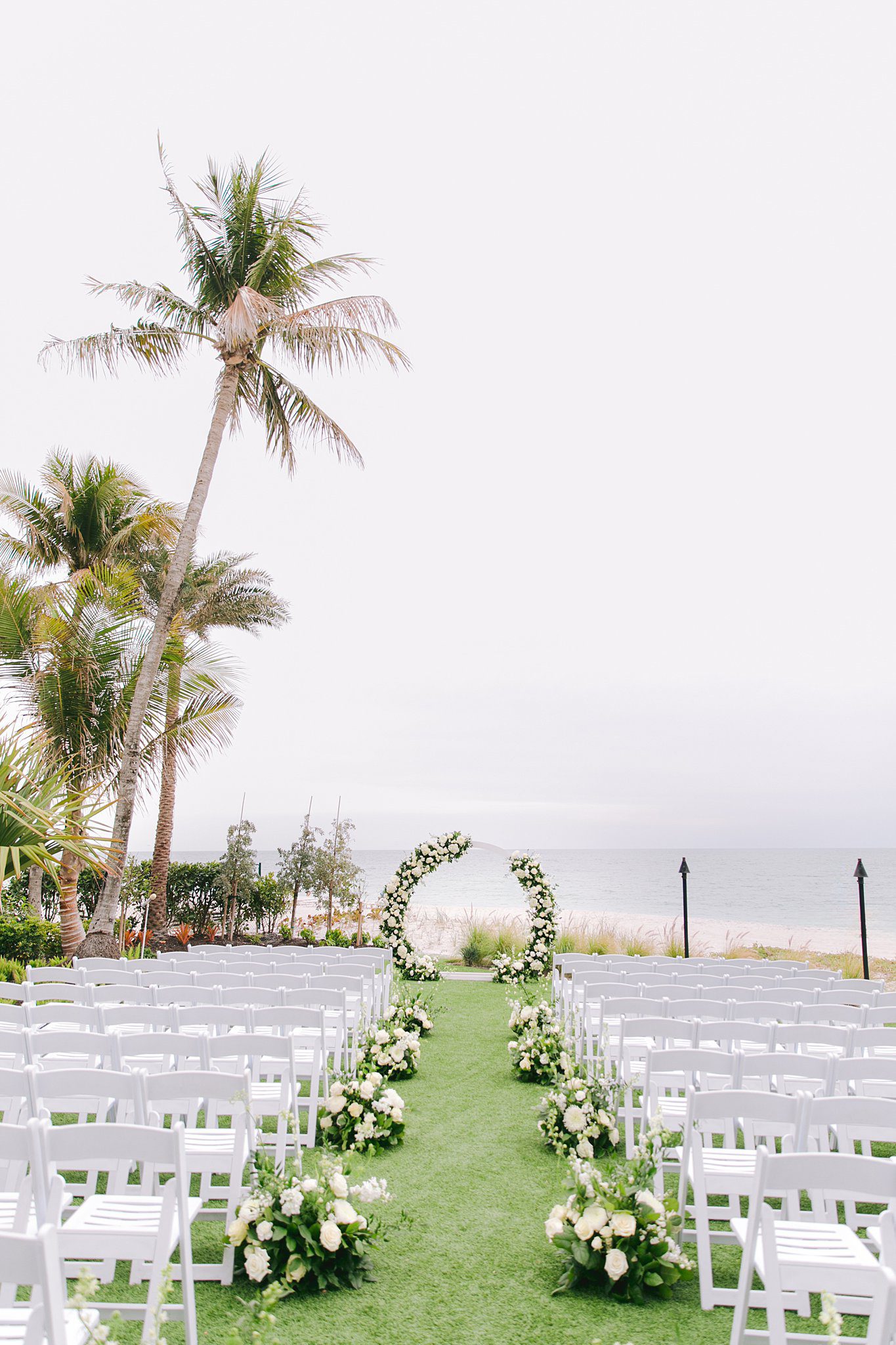 la playa Naples wedding set free photography