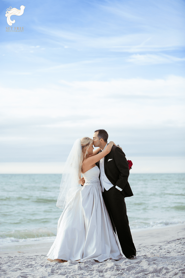 Naples Wedding Photographers Set Free Photography