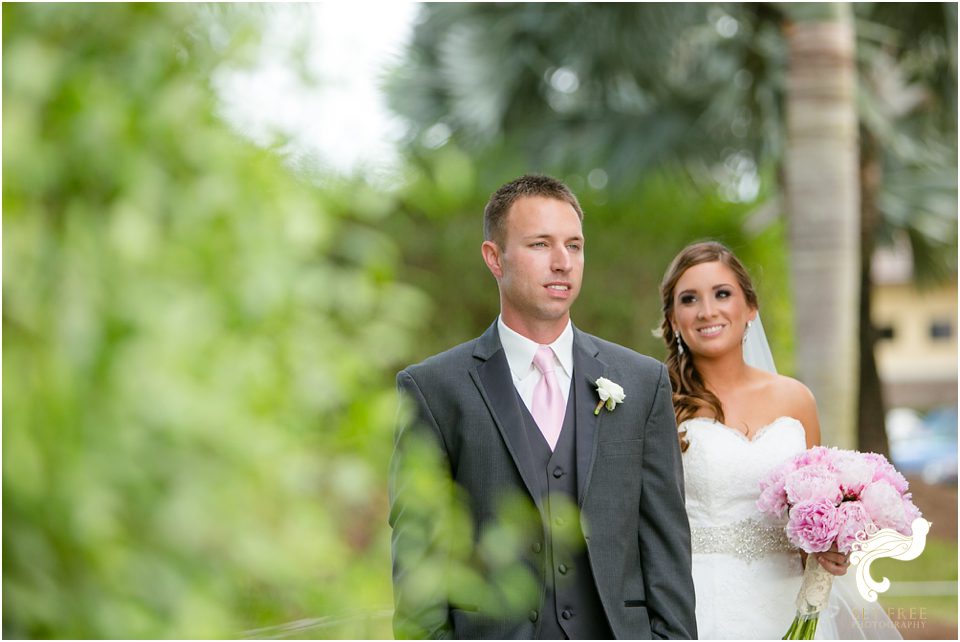 reveal bride groom wedding naples set free photography