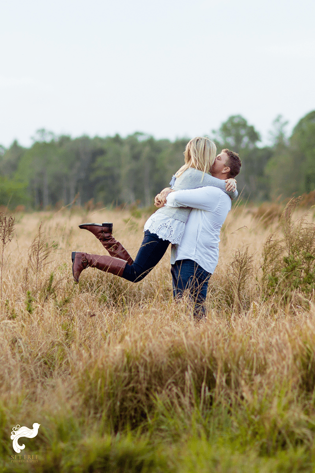 enagaged couple